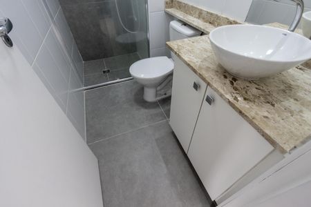 Apartamento para alugar com 33m², 1 quarto e sem vaga Apartamento para alugar com 33m², 1 quarto e sem vagaBanheiro