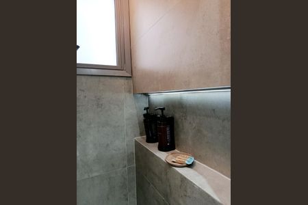 Apartamento para alugar com 32m², 1 quarto e sem vaga Apartamento para alugar com 32m², 1 quarto e sem vagaBanheiro da Suíte