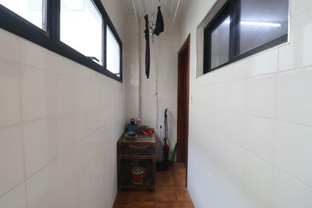 Apartamento para alugar com 300m², 3 quartos e 3 vagas Apartamento para alugar com 300m², 3 quartos e 3 vagasÁrea de Serviço