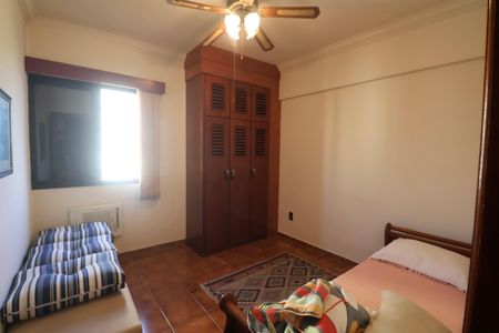 Apartamento para alugar com 300m², 3 quartos e 3 vagas Apartamento para alugar com 300m², 3 quartos e 3 vagasQuarto