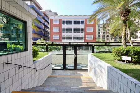 Apartamento para alugar com 300m², 3 quartos e 3 vagas Apartamento para alugar com 300m², 3 quartos e 3 vagasFachada