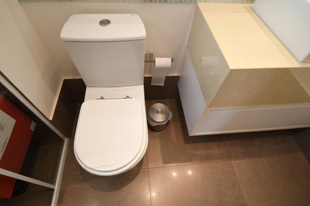 Apartamento à venda com 208m², 5 quartos e 4 vagasBanheiro da Suíte 2