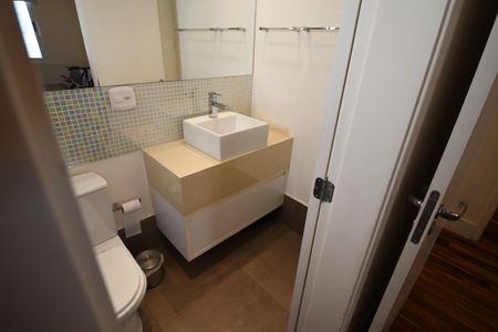 Apartamento à venda com 208m², 5 quartos e 4 vagasBanheiro da Suíte 2