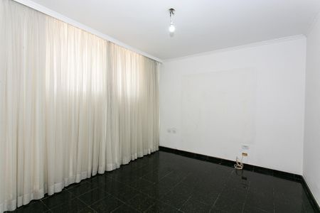 Casa à venda com 95m², 2 quartos e sem vaga Casa à venda com 95m², 2 quartos e sem vagaSala