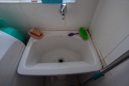 Apartamento para alugar com 80m², 2 quartos e 1 vagaÁrea de Serviço