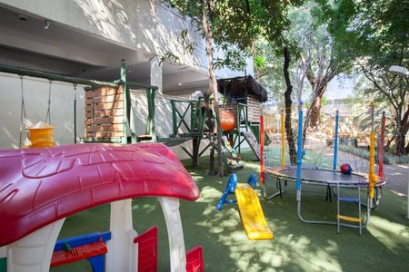 Apartamento para alugar com 80m², 2 quartos e 1 vagaÁrea comum - Playground