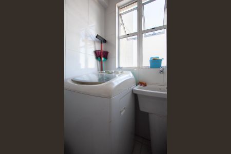 Apartamento para alugar com 80m², 2 quartos e 1 vagaÁrea de Serviço