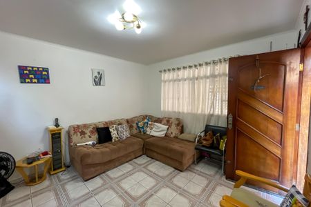 Casa à venda com 100m², 3 quartos e 2 vagas Casa à venda com 100m², 3 quartos e 2 vagasSala