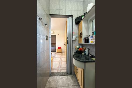 Casa à venda com 100m², 3 quartos e 2 vagas Casa à venda com 100m², 3 quartos e 2 vagasBanheiro da Suíte