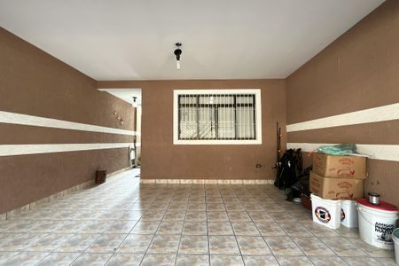 Casa à venda com 100m², 3 quartos e 2 vagas Casa à venda com 100m², 3 quartos e 2 vagasGaragem