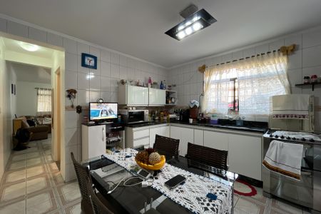 Casa à venda com 100m², 3 quartos e 2 vagas Casa à venda com 100m², 3 quartos e 2 vagasCozinha