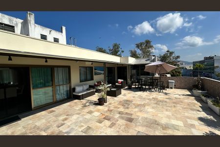 Apartamento à venda com 304m², 3 quartos e 3 vagas Apartamento à venda com 304m², 3 quartos e 3 vagasVaranda da Sala