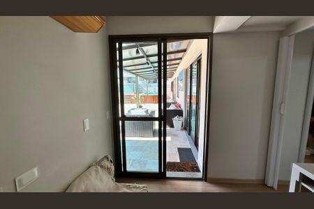 Apartamento à venda com 304m², 3 quartos e 3 vagas Apartamento à venda com 304m², 3 quartos e 3 vagasEscritório