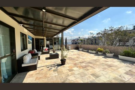 Apartamento à venda com 304m², 3 quartos e 3 vagas Apartamento à venda com 304m², 3 quartos e 3 vagasVaranda da Sala