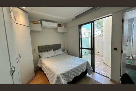 Apartamento à venda com 304m², 3 quartos e 3 vagas Apartamento à venda com 304m², 3 quartos e 3 vagasQuarto 3