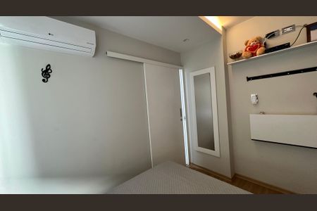 Apartamento à venda com 304m², 3 quartos e 3 vagas Apartamento à venda com 304m², 3 quartos e 3 vagasQuarto 2
