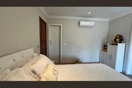 Apartamento à venda com 304m², 3 quartos e 3 vagas Apartamento à venda com 304m², 3 quartos e 3 vagasQuarto 1