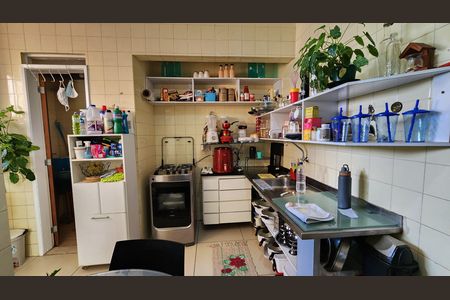 Apartamento para alugar com 120m², 3 quartos e 2 vagas Apartamento para alugar com 120m², 3 quartos e 2 vagasCozinha