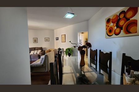 Apartamento para alugar com 120m², 3 quartos e 2 vagas Apartamento para alugar com 120m², 3 quartos e 2 vagasSala