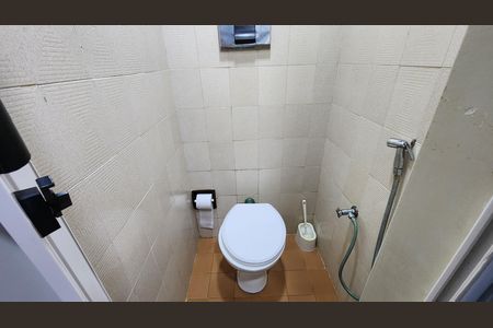 Apartamento para alugar com 120m², 3 quartos e 2 vagas Apartamento para alugar com 120m², 3 quartos e 2 vagasBanheiro Social
