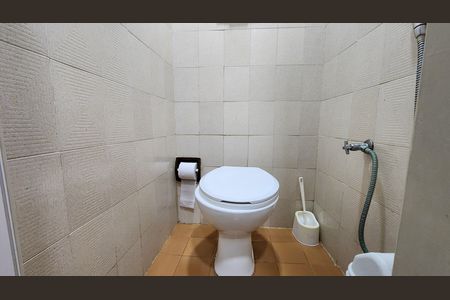 Apartamento para alugar com 120m², 3 quartos e 2 vagas Apartamento para alugar com 120m², 3 quartos e 2 vagasBanheiro Social