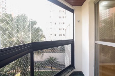 Apartamento à venda com 82m², 3 quartos e 1 vagaVaranda