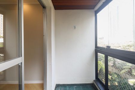 Apartamento à venda com 82m², 3 quartos e 1 vagaVaranda