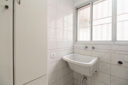 Apartamento à venda com 82m², 3 quartos e 1 vagaÁrea de Serviço