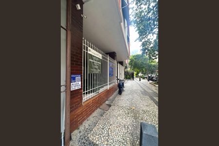 Apartamento à venda com 60m², 1 quarto e sem vaga Apartamento à venda com 60m², 1 quarto e sem vagaPlaquinha