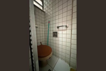 Apartamento à venda com 60m², 1 quarto e sem vaga Apartamento à venda com 60m², 1 quarto e sem vagaBanheiro de serviço