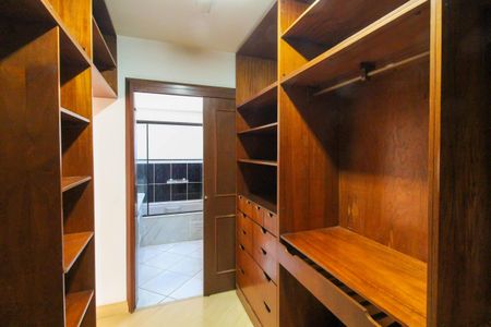 Apartamento para alugar com 155m², 3 quartos e 2 vagasCloset da suíte 3