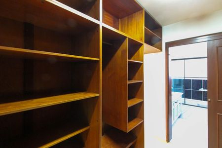 Apartamento para alugar com 155m², 3 quartos e 2 vagasCloset da suíte 3