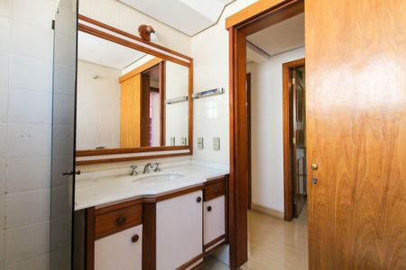 Apartamento para alugar com 155m², 3 quartos e 2 vagasBanheiro