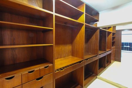 Apartamento para alugar com 155m², 3 quartos e 2 vagasCloset da suíte 3