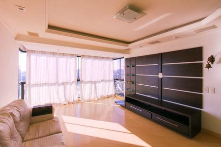 Apartamento para alugar com 155m², 3 quartos e 2 vagasSala