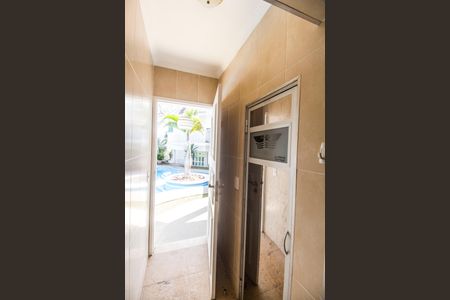 Casa de condomínio à venda com 515m², 4 quartos e 4 vagas Casa de condomínio à venda com 515m², 4 quartos e 4 vagasÁrea comum