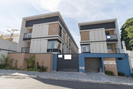 Casa de condomínio à venda com 91m², 2 quartos e 1 vagaFachada