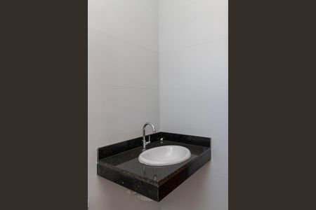 Casa de condomínio à venda com 91m², 2 quartos e 1 vagaBanheiro Social