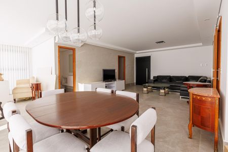 Apartamento para alugar com 155m², 3 quartos e 2 vagasSala