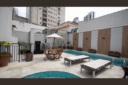 Apartamento para alugar com 29m², 1 quarto e sem vaga Apartamento para alugar com 29m², 1 quarto e sem vagaÁrea comum - Piscina