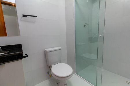 Apartamento para alugar com 70m², 2 quartos e 1 vaga Apartamento para alugar com 70m², 2 quartos e 1 vagaBanheiro Suíte 1