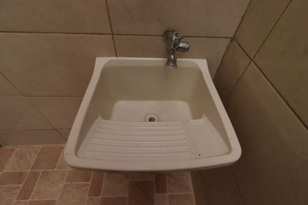 Casa para alugar com 40m², 1 quarto e sem vagaÁrea de Serviço - Tanque