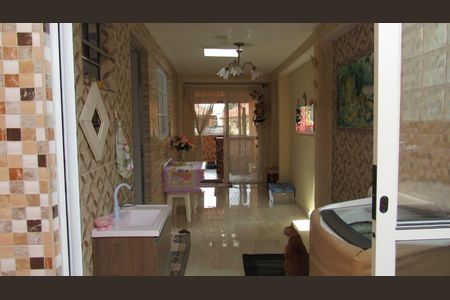 Casa à venda com 200m², 4 quartos e 4 vagas