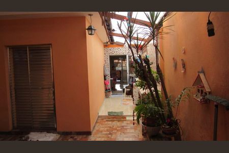 Casa à venda com 200m², 4 quartos e 4 vagas