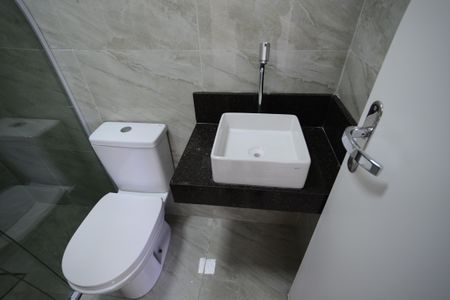 Casa à venda com 145m², 3 quartos e 2 vagasBanheiro Social