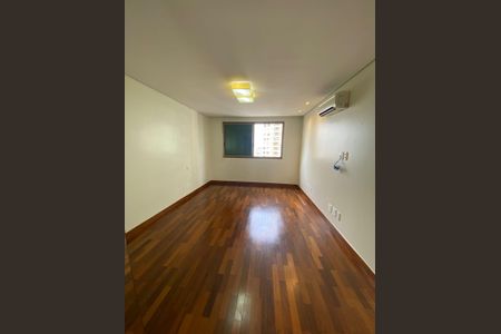 Apartamento para alugar com 4 quartos, 286m² em Vila da Serra, Nova Lima