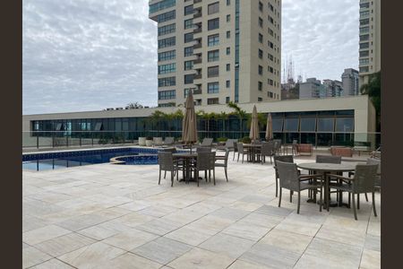 Apartamento para alugar com 286m², 4 quartos e 4 vagas