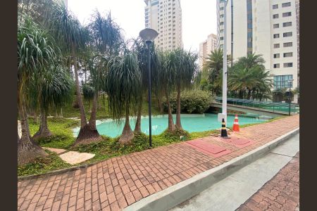 Apartamento para alugar com 286m², 4 quartos e 4 vagas