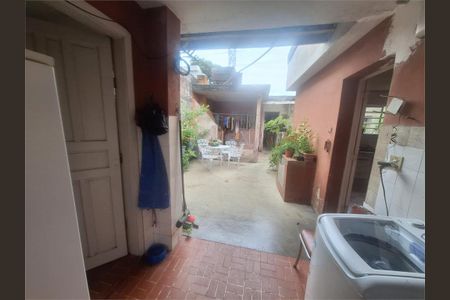Casa à venda com 200m², 3 quartos e 2 vagas