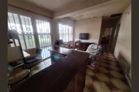 Casa à venda com 200m², 3 quartos e 2 vagas